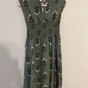 Old Navy Olive Floral Dress